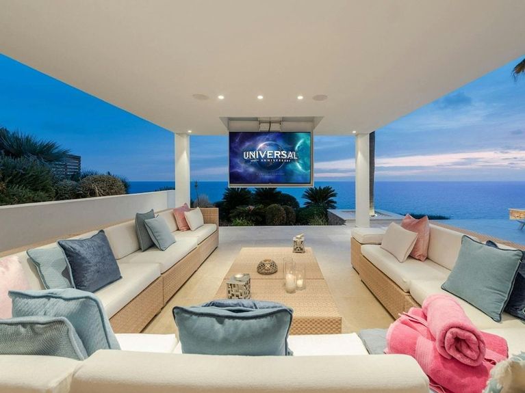 La Mola Deluxe Luxury Holiday Home