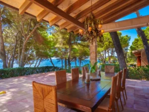 Finca L'Embat – Exklusive Strandvilla an der Costa de los Pinos mit direktem Meerzugang