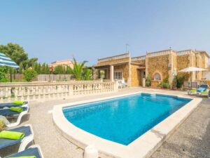 Privates Ferienhaus M’agrada mit Pool in Bahia Azul, Mallorca